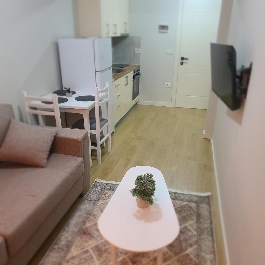 Home Inn Apartaments Tirana Bagian luar foto