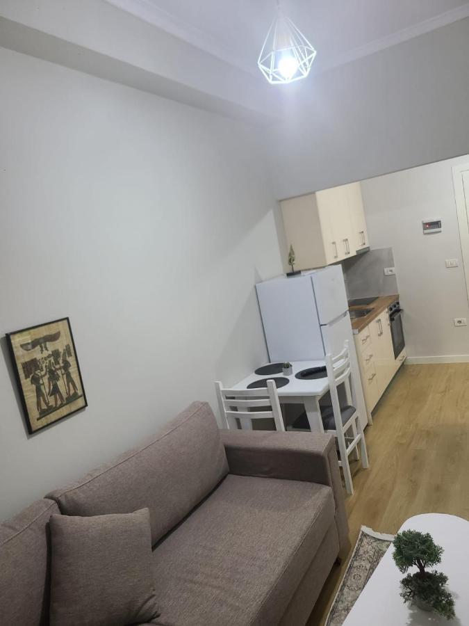 Home Inn Apartaments Tirana Bagian luar foto