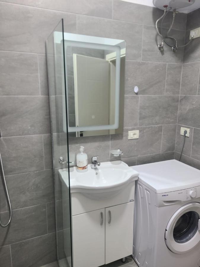 Home Inn Apartaments Tirana Bagian luar foto